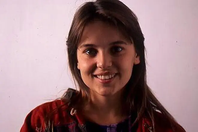 Elena Anaya noortes