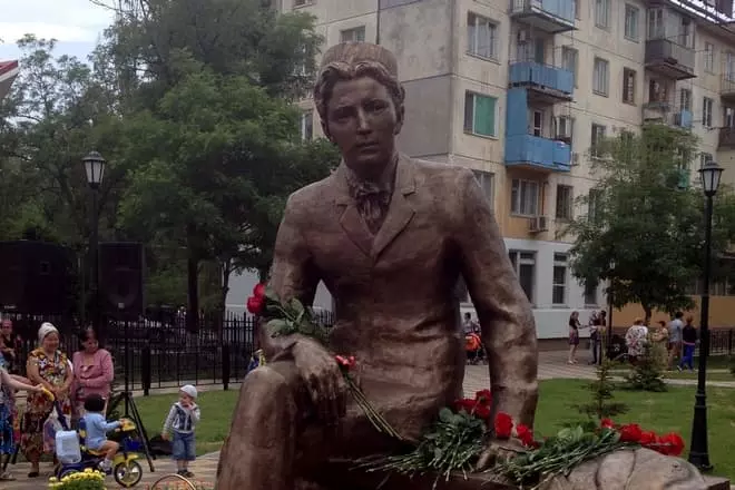 Monument Gabdulle Tukayu in Astrakhan