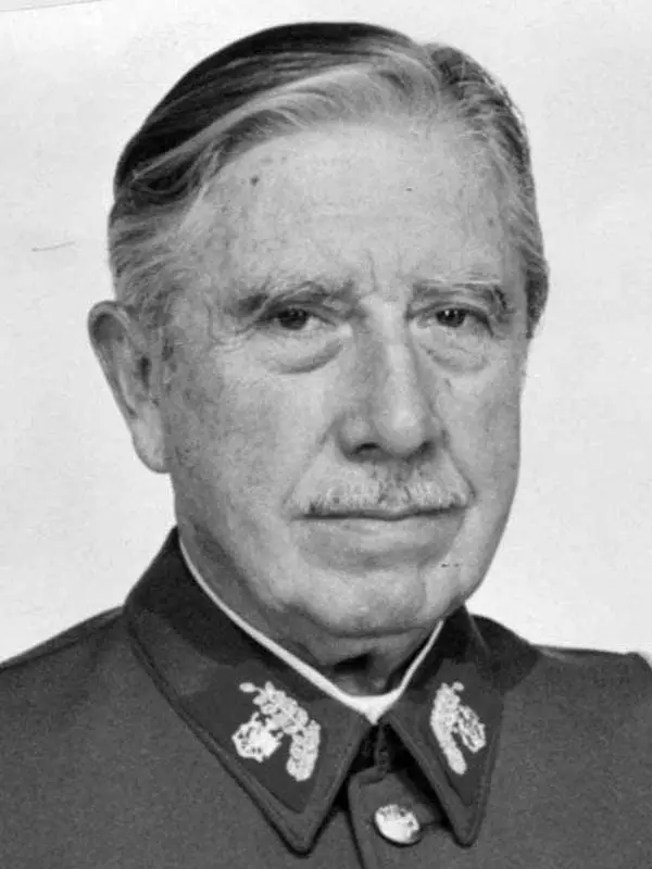 Augusto Pinochet - fotografija, biografija, lični život, razlog smrti, politika