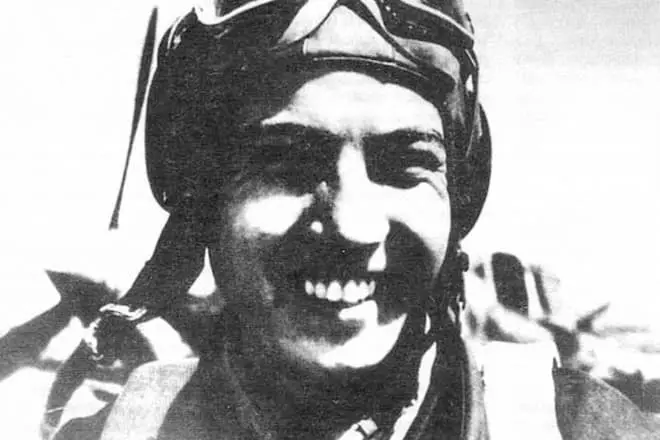 Pilot Musa Gareev.