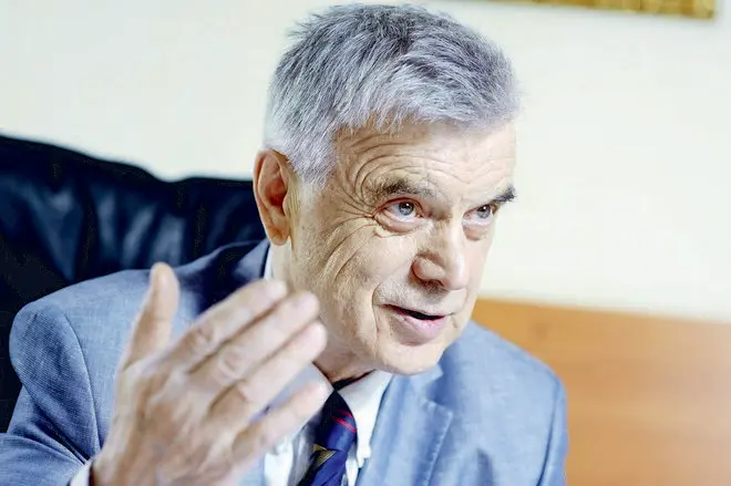 Politiker Ruslian Khasbulav