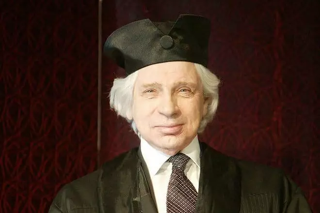 Lawyer Henry Reznik