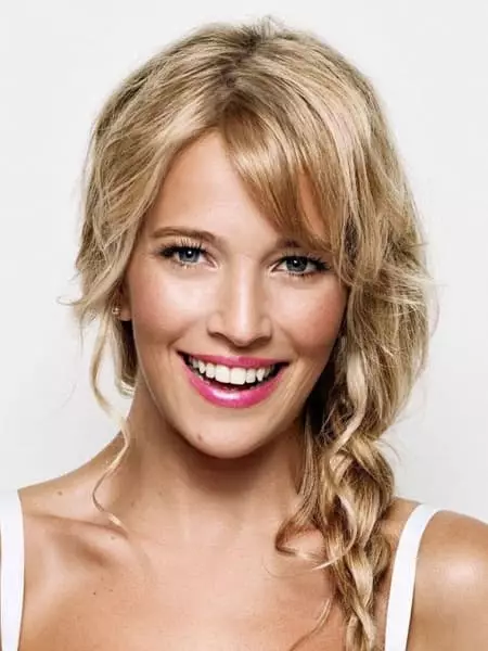 Lusana Lopilato - Foto, Biografie, Persoonlike Lewe, Nuus, Films 2021