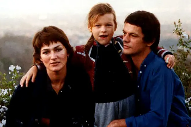Galina Loginova dengan keluarga