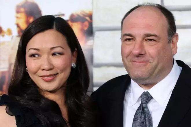 James Gandolfi an Deborah Lin