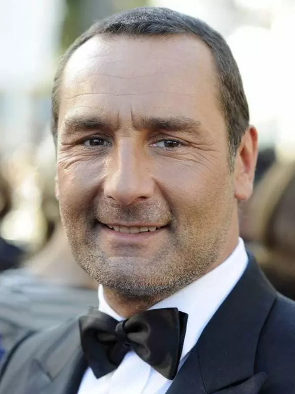 Gilles Lellas - Foto, Biografie, Persoonlike Lewe, Films, Nuus 2021