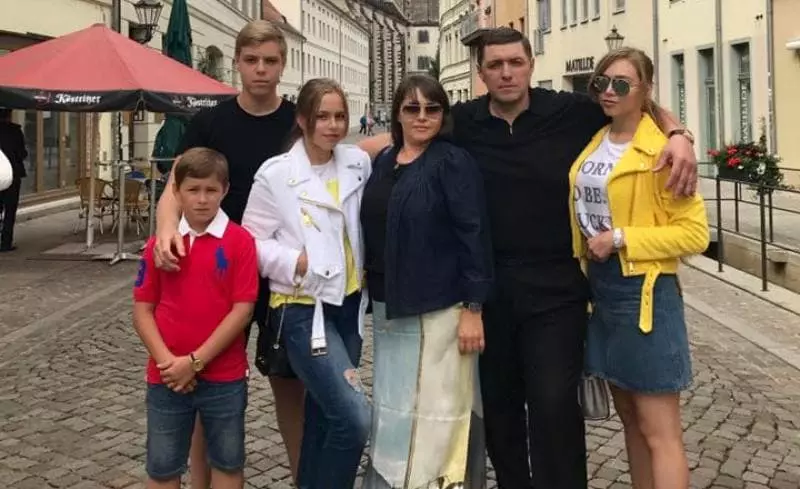 Alexander Dubova s ​​rodinou