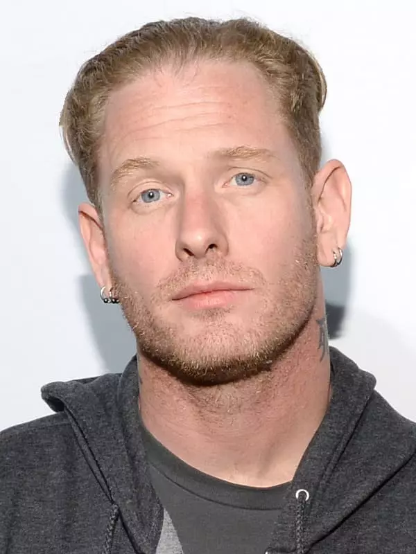 Corey Taylor - foto, musica, biografia, vita personale, notizie 2021