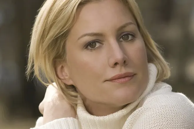 여배우 Alice Evans.