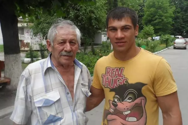 Anatoly strømme og hans bedstefar