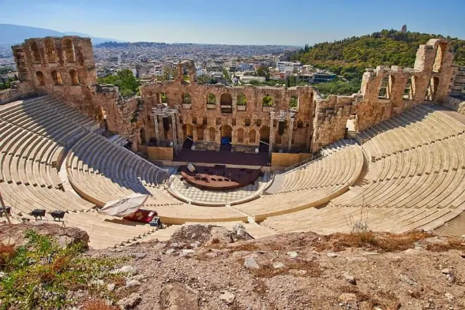 Teatro de Dionis, onde as peças de OSHIL foram realizadas