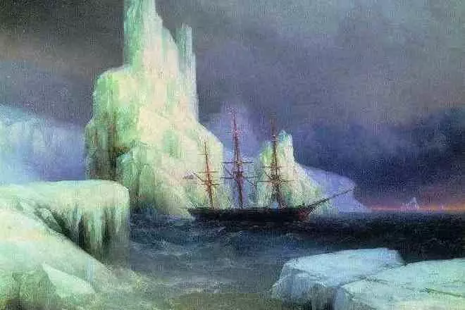 Ship Faddey Bellshausen li Antarctica