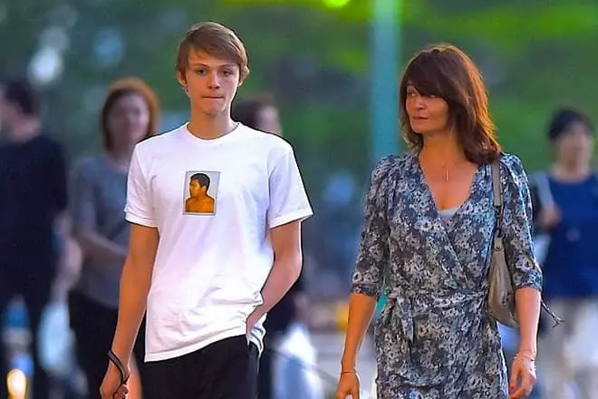 Helena Christensen with son