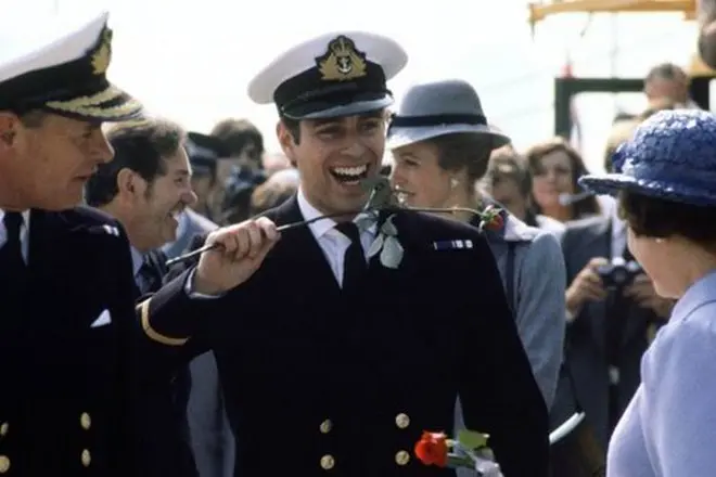 Prince Andrew sa unipormeng militar