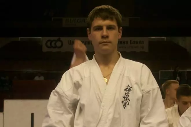 Karate nikita Krowyow