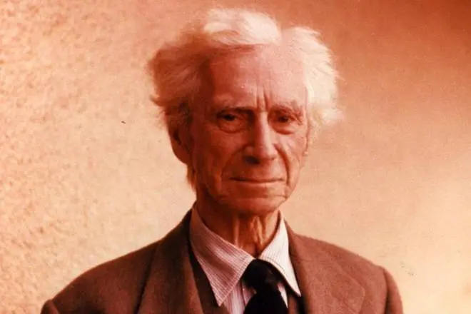 I-Bertrand Russell