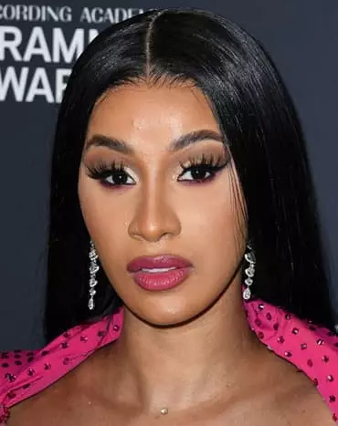 Cardi Bi - Biografio, Persona Vivo, Foto, Novaĵoj, Graveda Dua, Infano, Registrita al Kortumo 2021