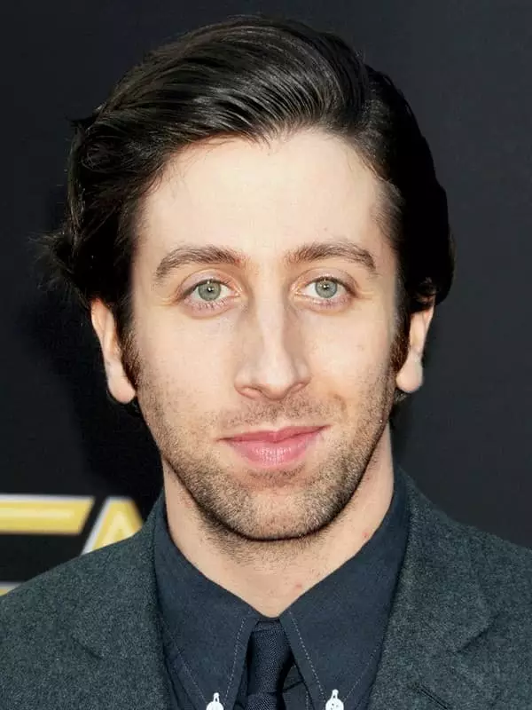 Simon Helberg - biografi, foto, filma, jetë personale, Lajme 2021