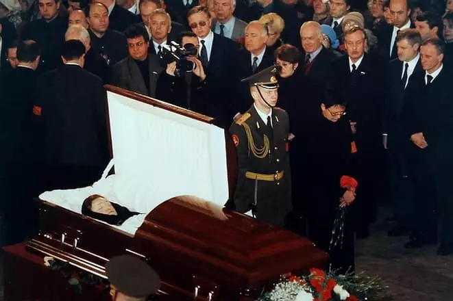 Funeral Galina Starovaovaya.