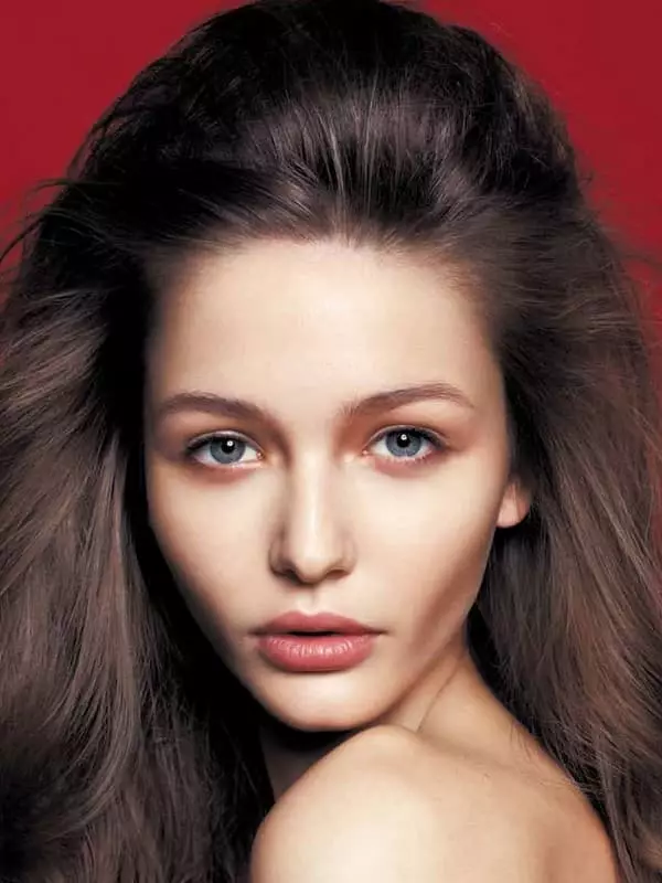 Kristina Romanova - Biografia, foto, moda, vita personale, notizie 2021