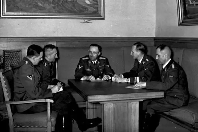 Franz Joseph Huber, Arthur Sky, Henry Himmler, Reinhard Heydreh en Heinrich Muller
