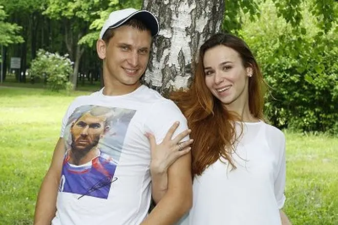 Dmitry Belotserkovsky và vợ Victoria Shashkov