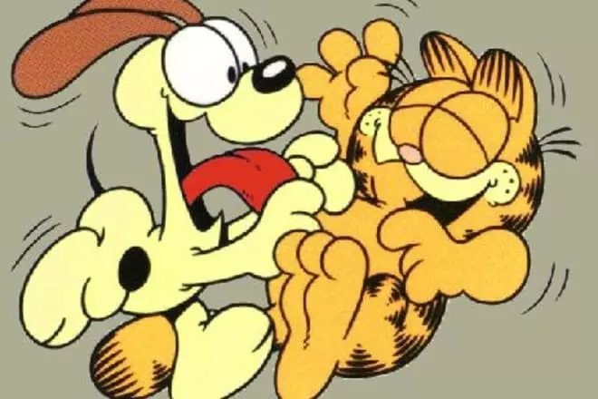 Garfield a štěně