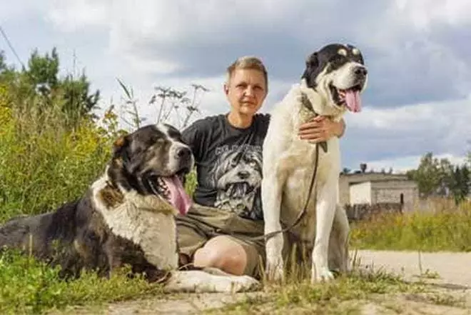 Maria Semenova i els seus gossos