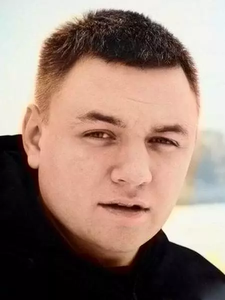 Artem Tatischevsky - biografia, zdjęcie, życie osobiste, wiadomości, piosenki 2021