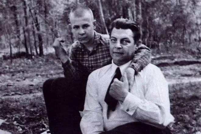 Ivan Efremov i el seu fill Allan
