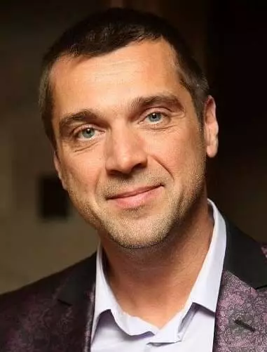 Sergey Kurp - foto, biografia, vida personal, notícies, grup "bosc" 2021