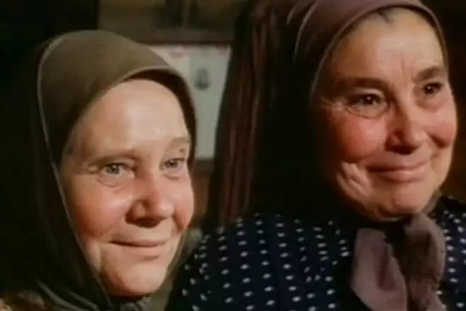 Galina Skorobogatova和Galina Makarova在電影中“寡婦”