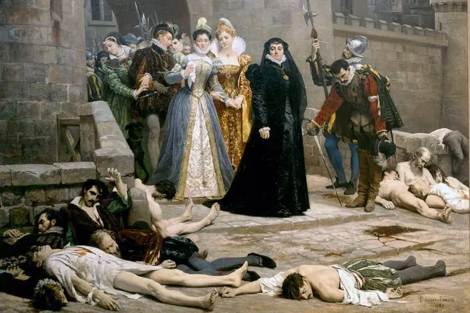 Catherine Medici olha para o morto durante o massacre na WarfolomeV Night