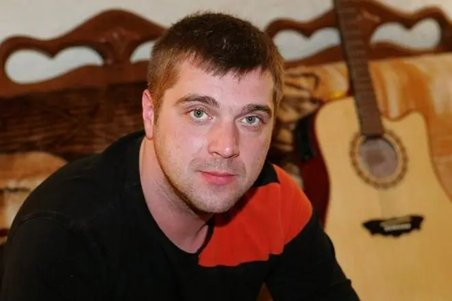 Vokalistas Sergejus KOMPA.