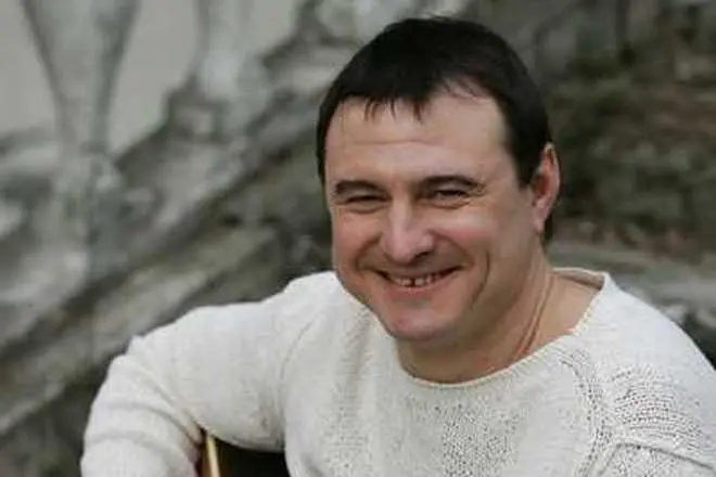Vocalist Ruslan Kazantsev.