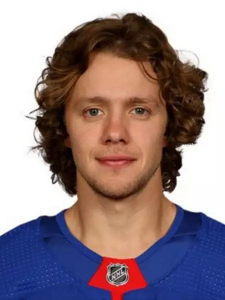 Artemy Panarin - biography, personal life, photo, news, hockey player, instagram, NHL, Alice signs, Rangers 2021