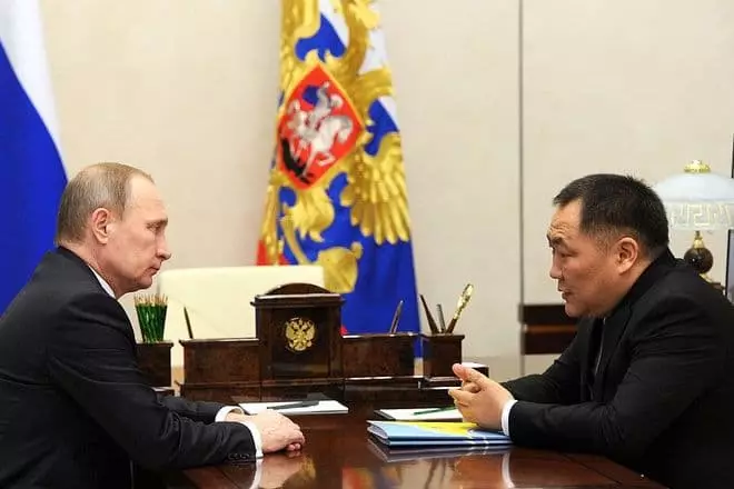Vladimir Putin e Sholban Kara Ool