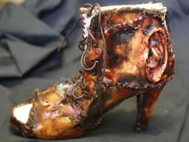 EJ Heine cipele sa ljudske kože
