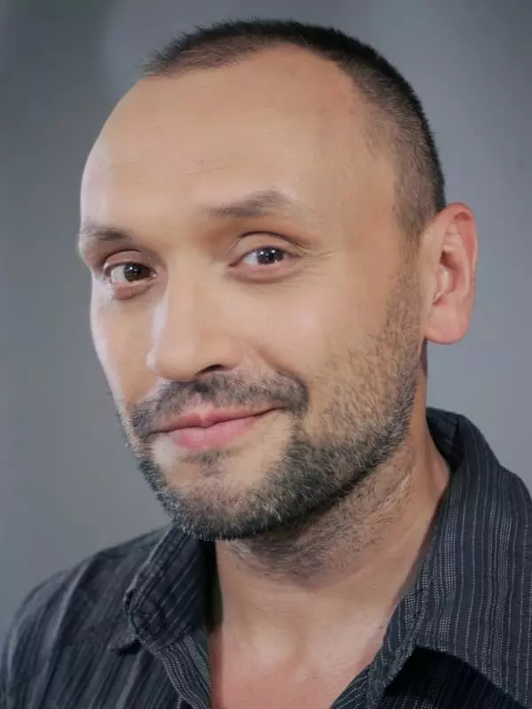 Wladimir Taýypho - TOUFERI, Surat, surat, söýgi, filamografiýa, aktýor, rol, teatr 2021