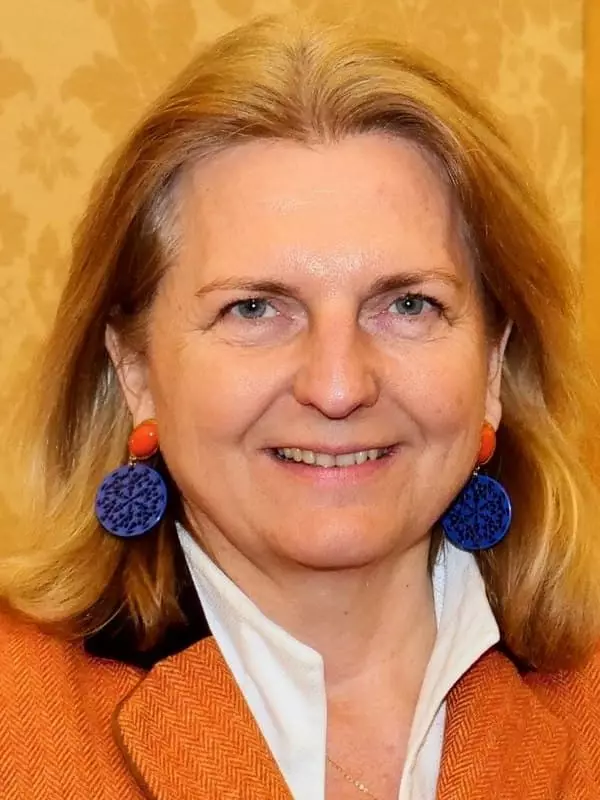 Karin Knaisl - Biografia, Argazkia, Bizitza Pertsonala, Berriak, Ezkontza 2021