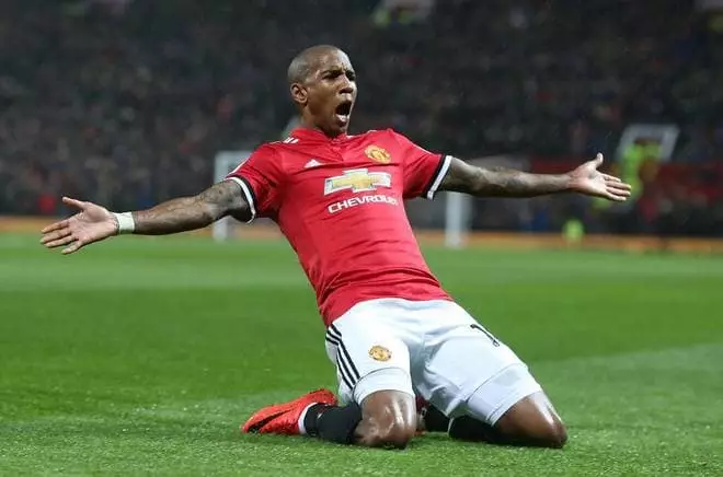 Ashley Young na Manchester United Club