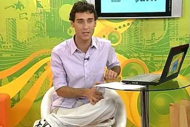 TV Presenter Sechkin Ozdemir