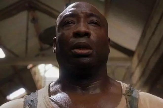 Michael Clark Duncan As John Coffi