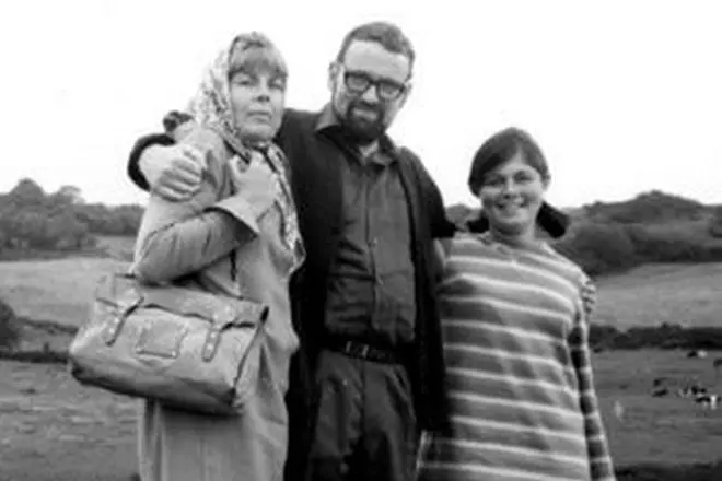 John Falez, Elizabeth Christie và con gái Anna