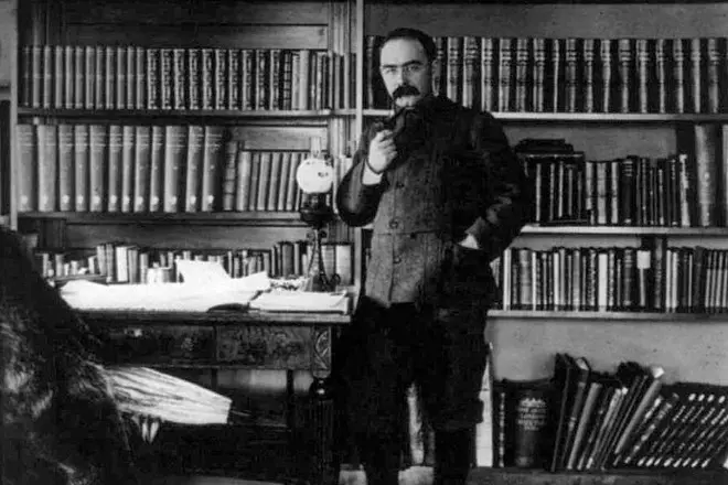 作家Rudyard Kipling.