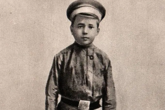 Nikolai Ostrovsky nell'infanzia