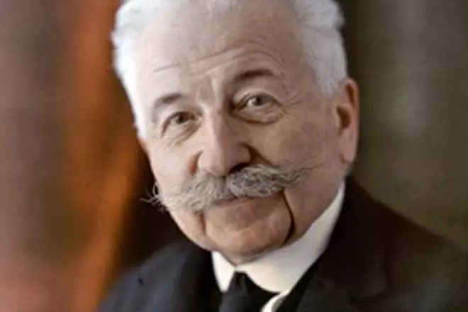 Auguste Lumiere.