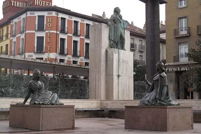 Monument kwa Francisco Goya katika Zaragoza.