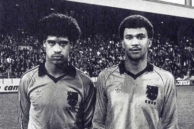 Ruud Gullit და ფრანკ Raikaard ახალგაზრდობაში