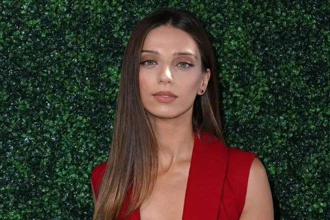 Angela Sarafyan sa 2018.